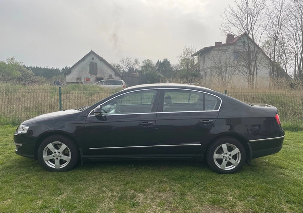 Volkswagen Passat cena 21500 przebieg: 237062, rok produkcji 2009 z Barlinek małe 56